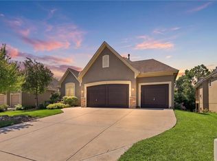 16548 S Marais Dr, Olathe, KS 66062