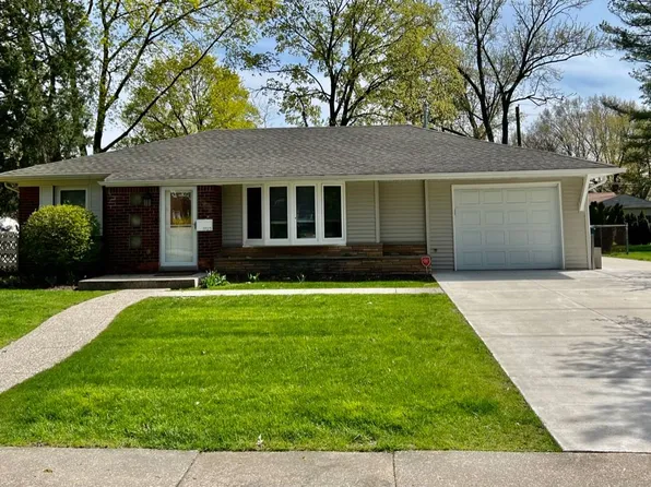 17123 Birwood Ave, Beverly Hills, MI 48025