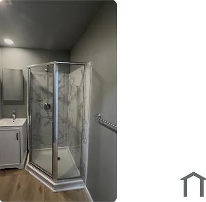 8717 3/4 Holmes Ave — Photo 5