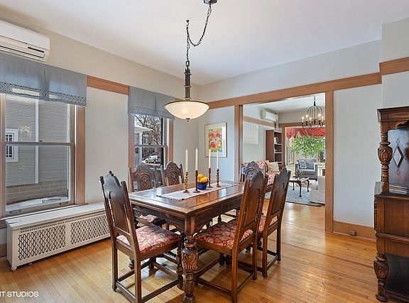 5th image of 542 N Marion St