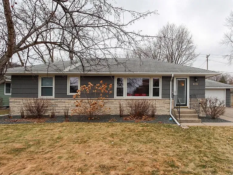 4 bed, 1800 sqft, $2,650 — Photo 1