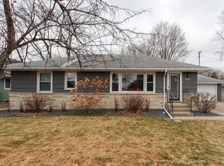 2378 Long Lake Rd, New Brighton, MN 55112
