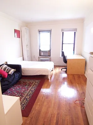 Rented by City Connections Realty | media 6