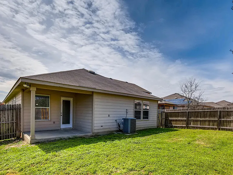 3827 Ponderosa Bnd — Photo 25