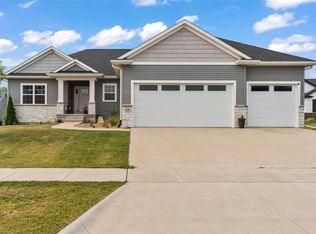 1030 Grouse Ct, North Liberty, IA 52317