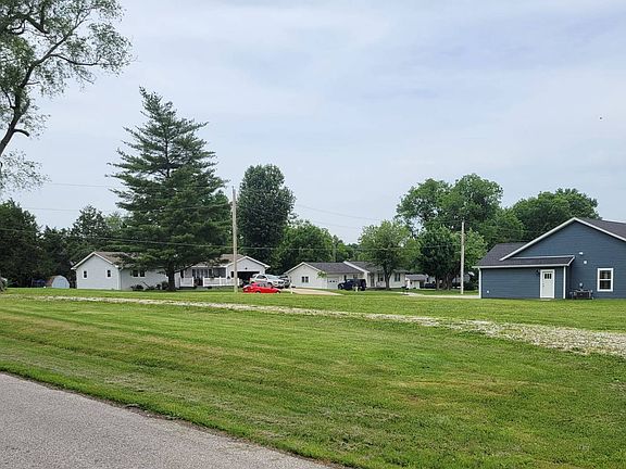 2nd image of 203 S Alice Ave
