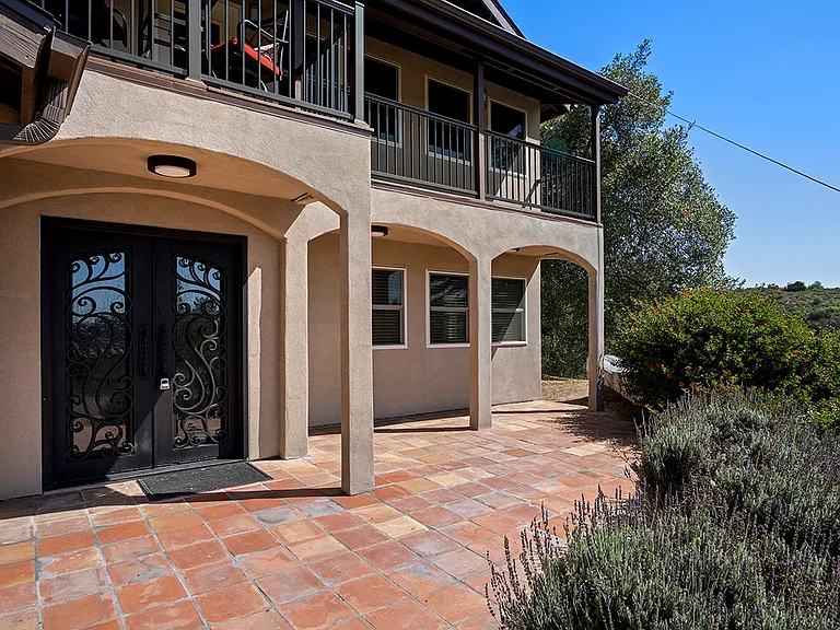 885 Eldorado Dr — Photo 7