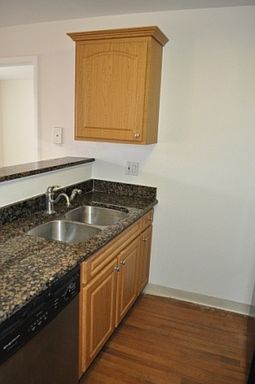 5th image of 4732 Walden Cir APT 1235