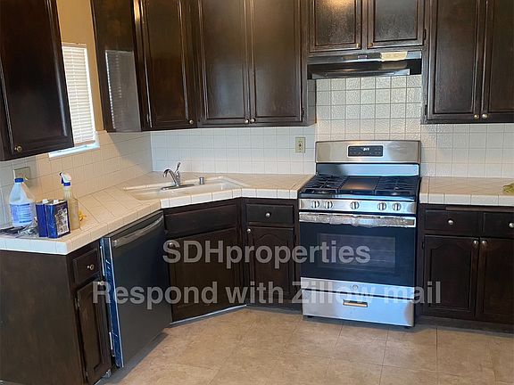 3rd image of 7004 Dinwiddie St #7004