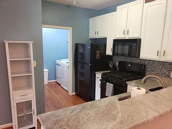 5th image of 9611 Links Way APT E