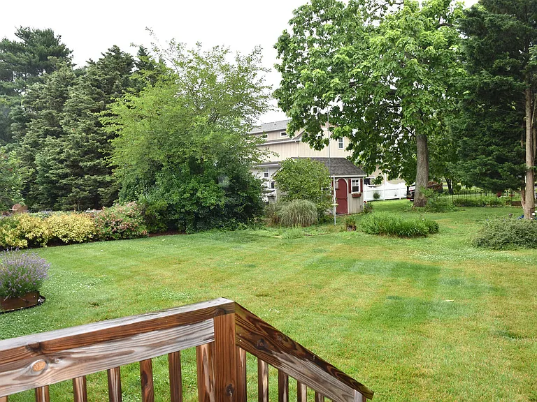 416 Seagull Dr — Photo 16