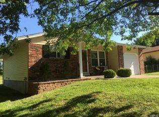 38 Matchlock Dr, Saint Peters, MO 63376