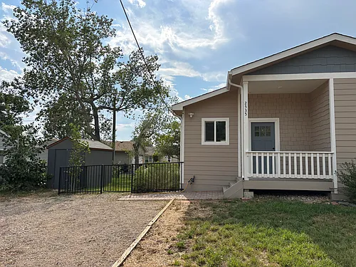 2535 N Garfield Ave #2535 Photo 1