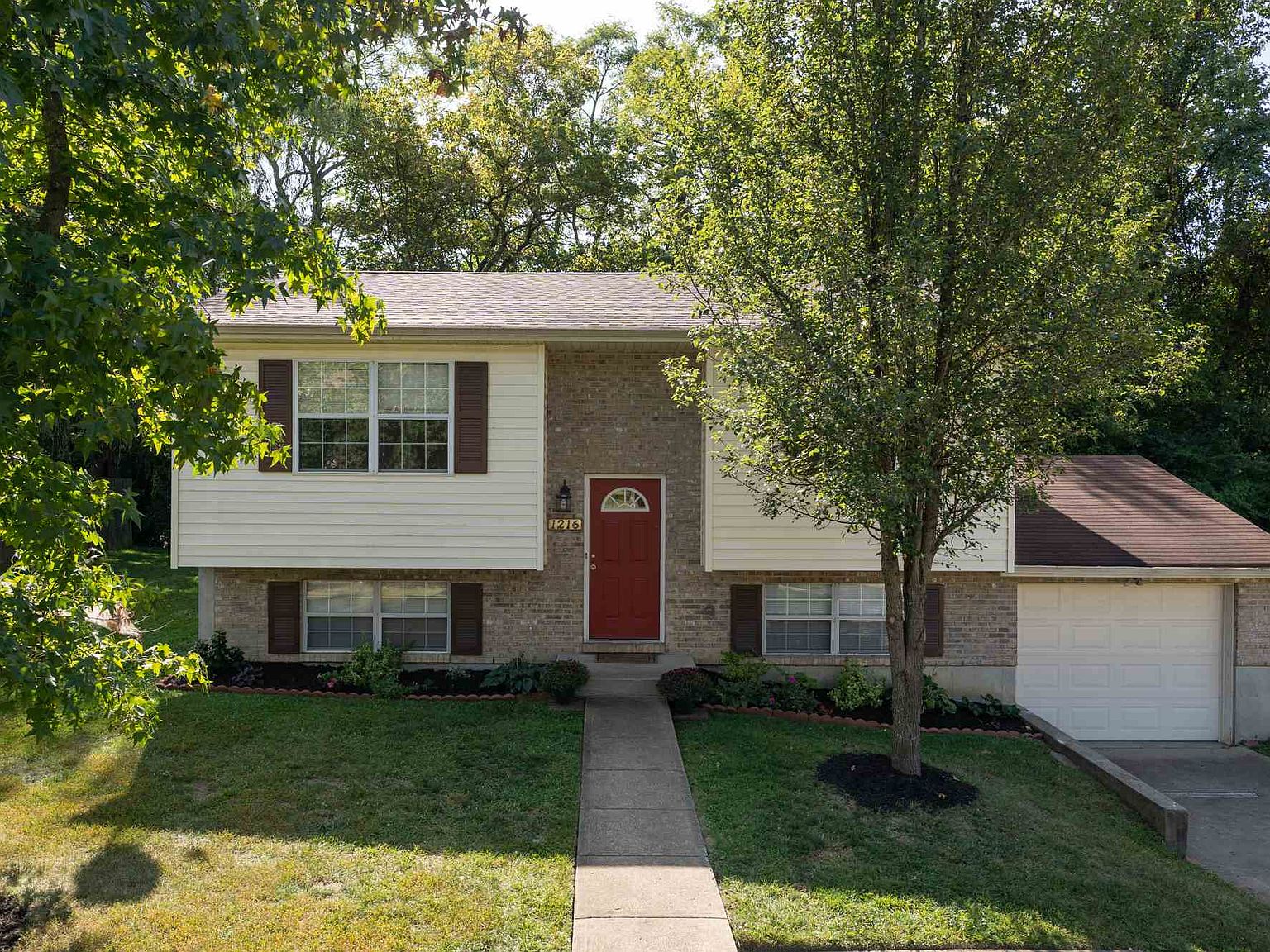 1216 Leslie Marie St, Elsmere, KY 41018 Zillow