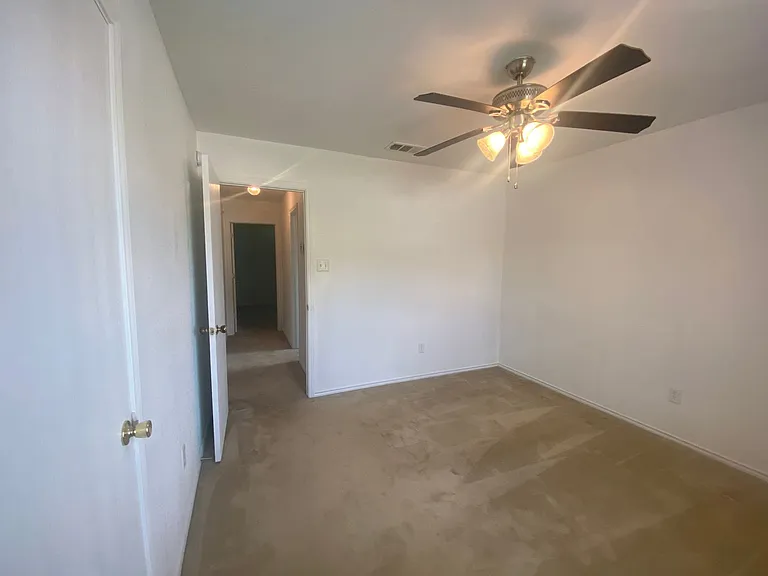 1809 Liberty Hill Dr — Photo 16