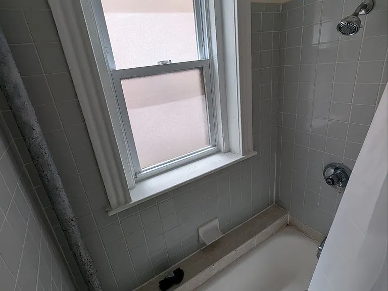 364 Riverway #5 — Photo 7