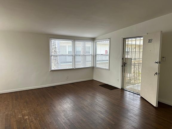 3rd image of 3813 W 54th St