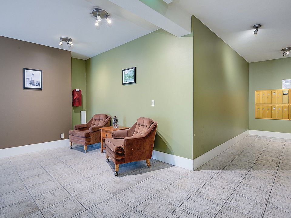 1st image of 100 Aloha St APT 314