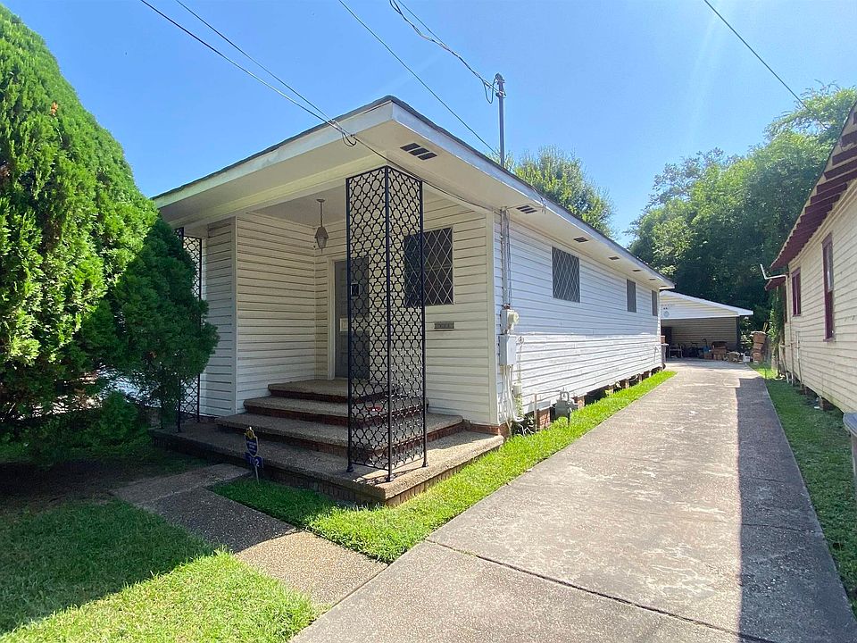1st image of 702 N 29th St