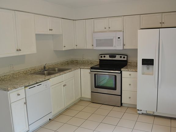 5th image of 438 Via Palermo Ct