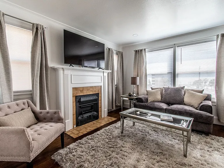 1117 Ocean Dr E #A — Photo 58