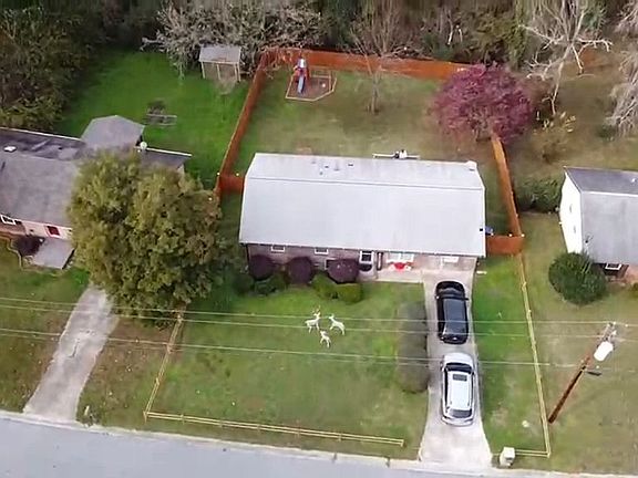 3rd image of 25 Herbert Hayes Dr