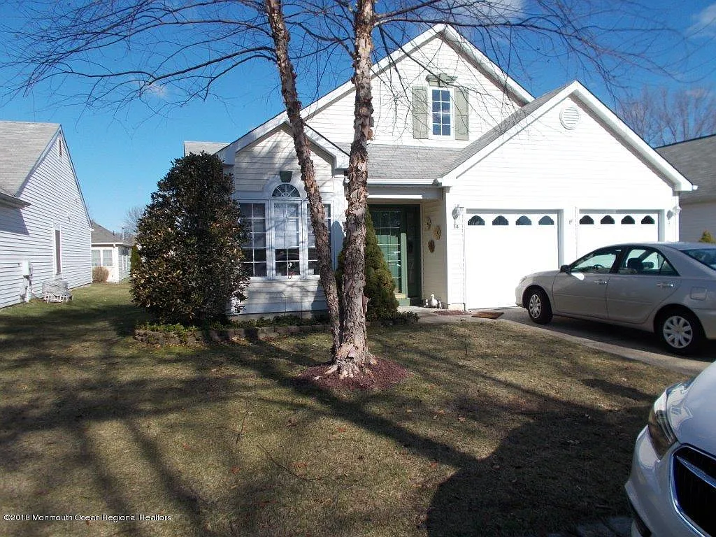 18 Arthur Ct photo 1