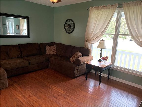 4th image of 5765 Oatfield Dr