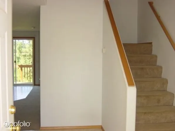 2137 Dorsey Dr, Hubbard, OR 97032