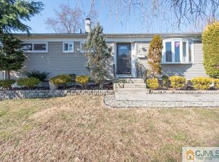 43 Orchard Dr, Old Bridge, NJ 08857