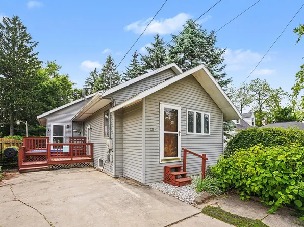 221 Nelson Ave, Kalamazoo, MI 49006