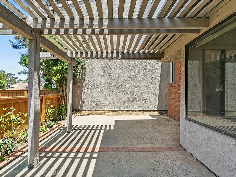 6516 E Camino Vis #1 — Photo 16