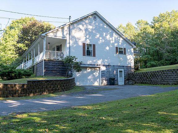 2nd image of 385 N Sandbranch Rd