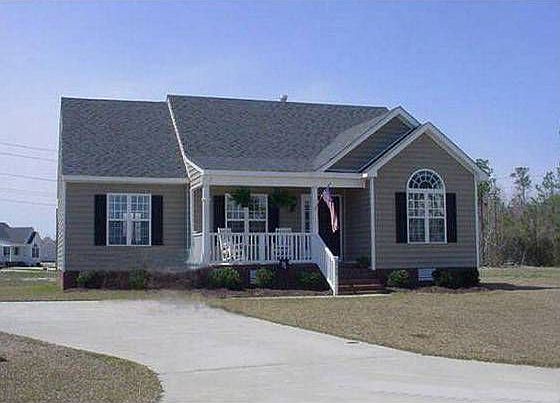 1st image of 2752 N Chatham Ct