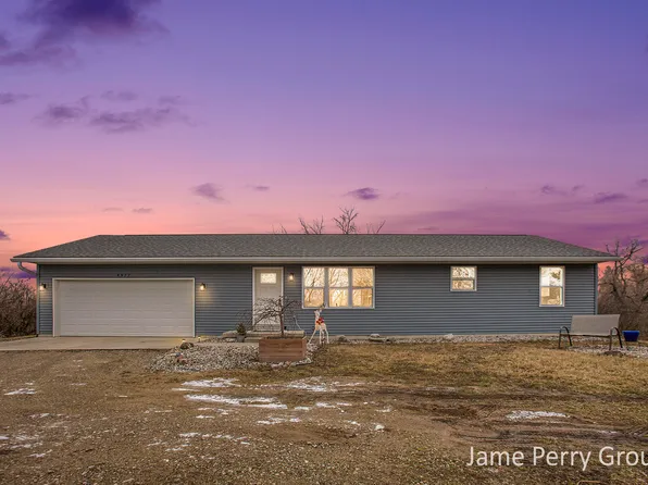 4977 W Wise Rd, Greenville, MI 48838
