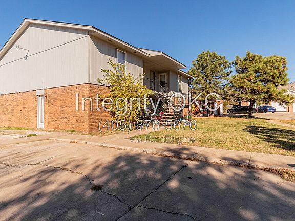 2nd image of 618 Welston Cir