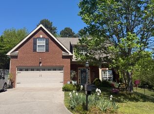 2807 Oakleigh Township Dr, Knoxville, TN 37921