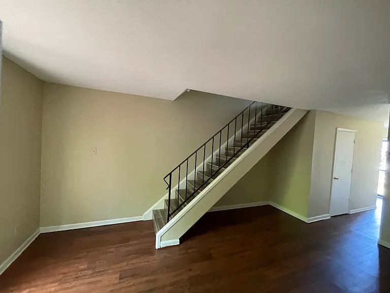 3751 Cambridge Station Dr — Photo 16
