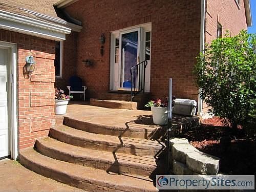 2nd image of 1151 S Villa Ave
