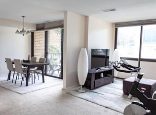 501 N Armistead St APT 203, Alexandria, VA 22312