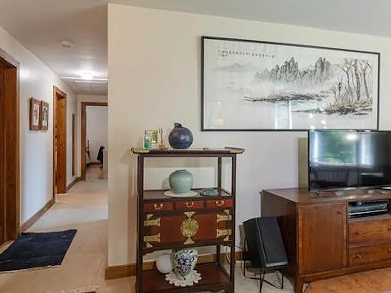 51 Prospect Hill Rd — Photo 22