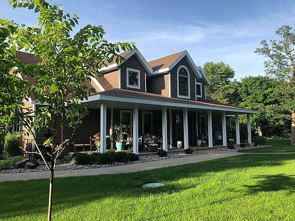 4th image of 25699 Frieda Dr