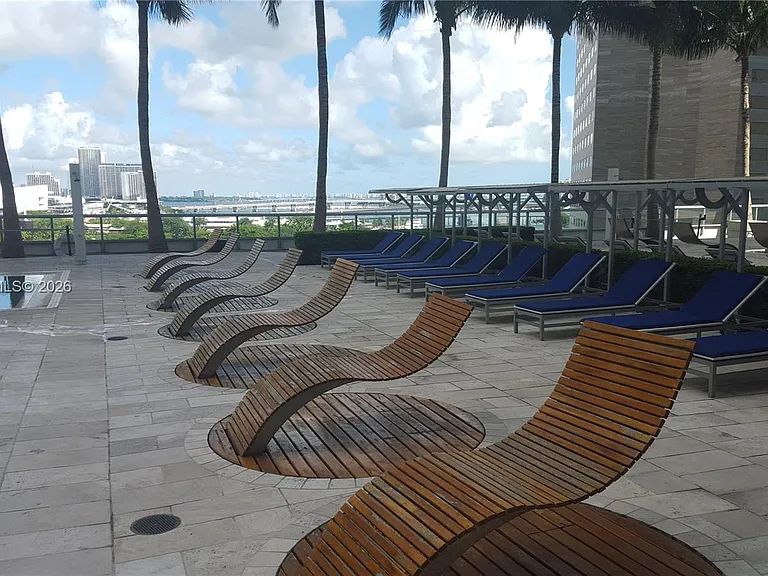 335 Biscayne Blvd #2106 — Photo 24