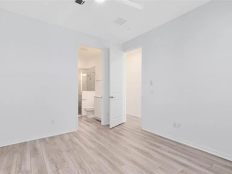 8472 Sperry St — Photo 4