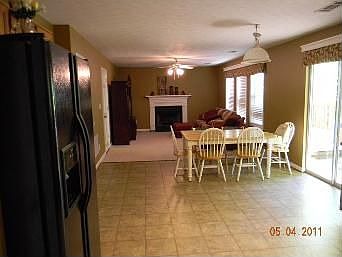4th image of 170 Windsor Chase Dr