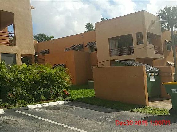 4th image of 11051 NW 7th St #10513