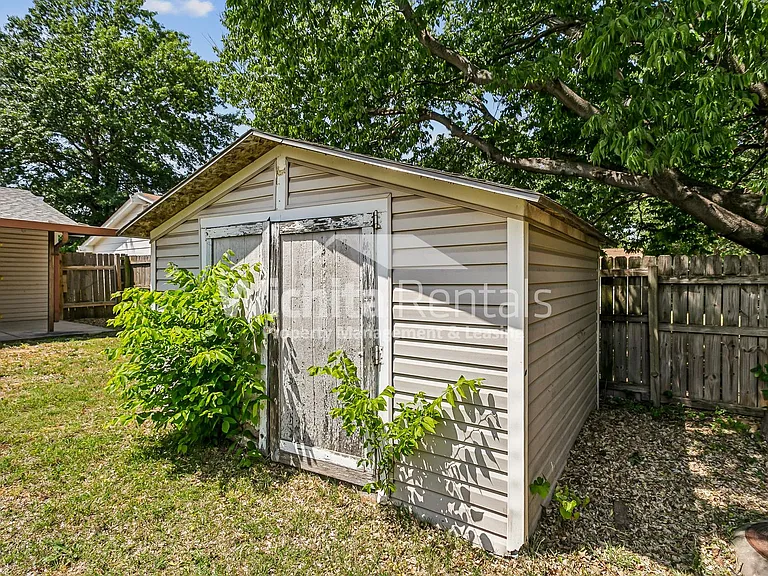 4549 S Washington Ct — Photo 15