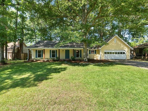 205 Pecan Grove Dr