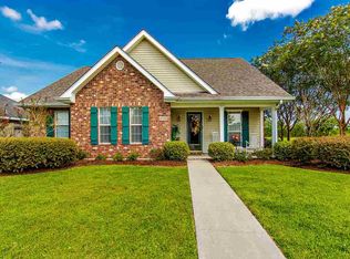 300 Aspen Dr, Raceland, LA 70394