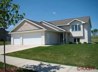 106 Hawk Ave, Eagle Lake, MN 56024